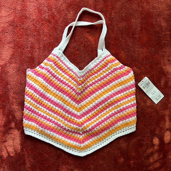 Crochet Top crisscross halter top - Picture 1 of 4